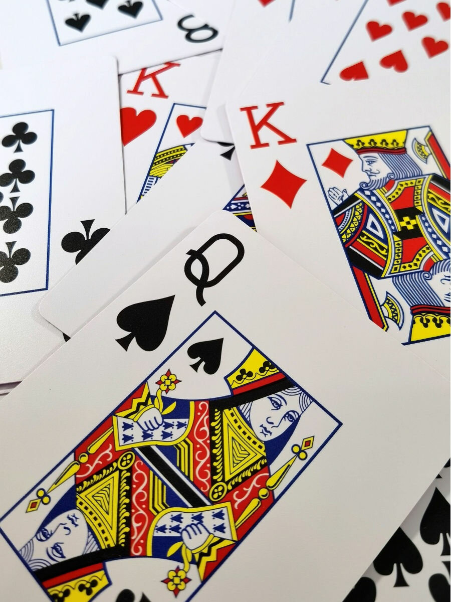 Игральные карты из 100%-го пластика для покера — фото 1