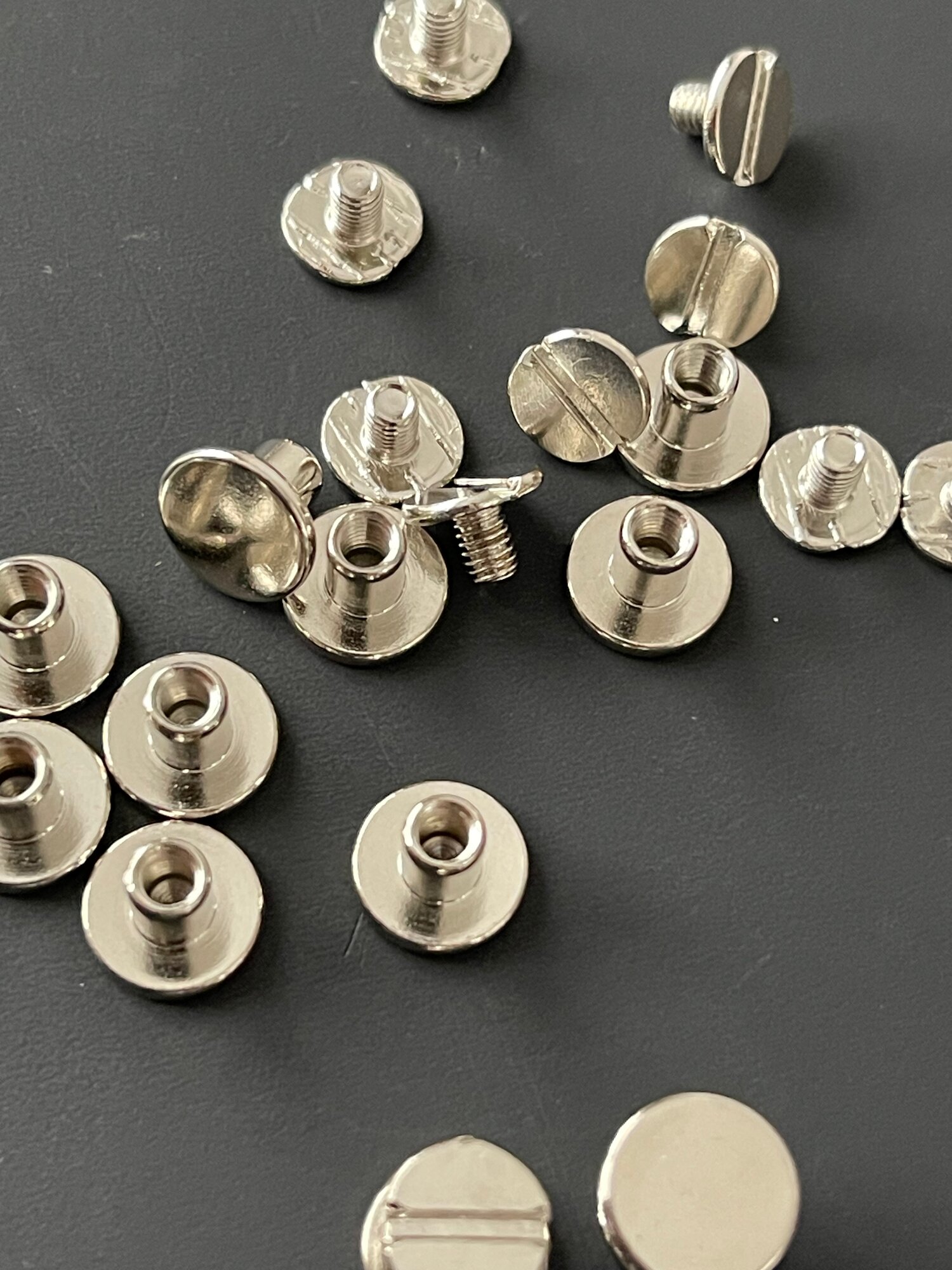 Винт ременной 9х6,5 мм, болт для ремня, винт Чикаго 6,5 мм, серебристый, 10шт. — фото 1