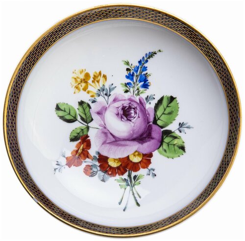 Тарелка декоративная с цветочным декором, фарфор, роспись