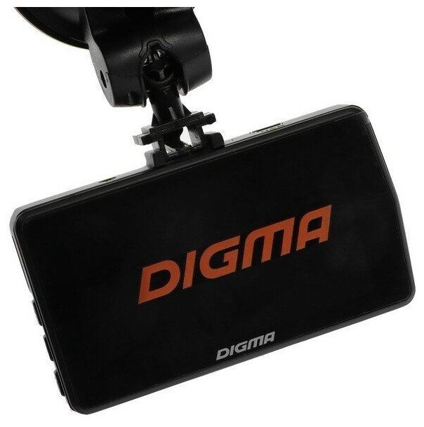 Видеорегистратор DIGMA FreeDrive 208 NIGHT FHD