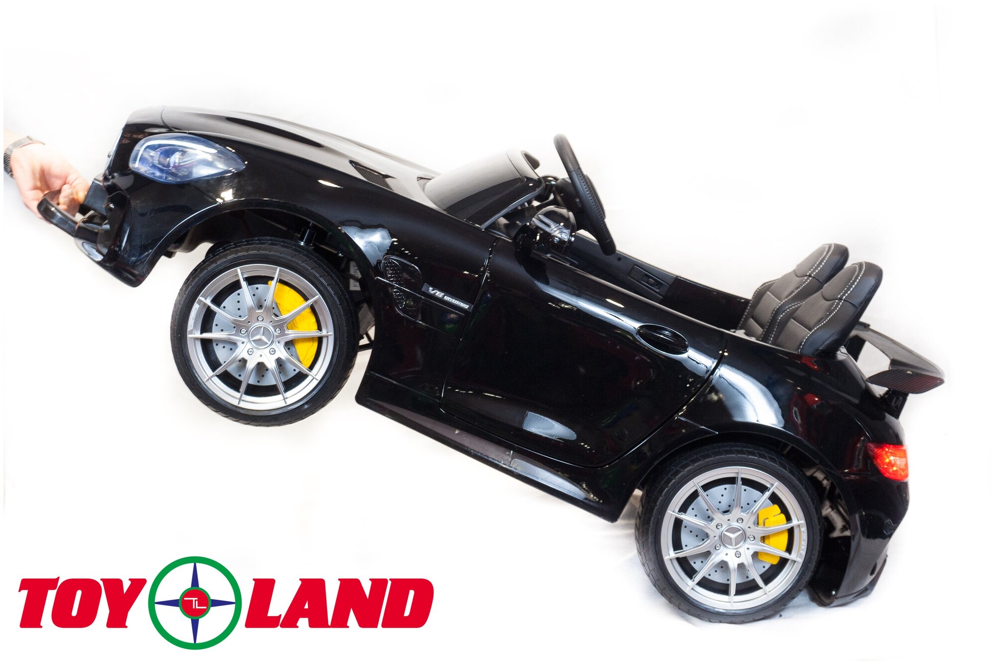 Электромобиль Toyland Mercedes-Benz GTR 4Х4, цвет: черный - фото №9