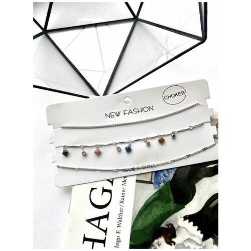 Набор чокеров 3 штуки/с камнями/ожерелье