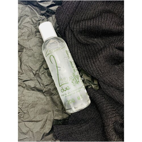 Care Wool DUE, средство для стирки вязаных изделий из пушистой пряжи, 200 мл, с ароматом полевых трав