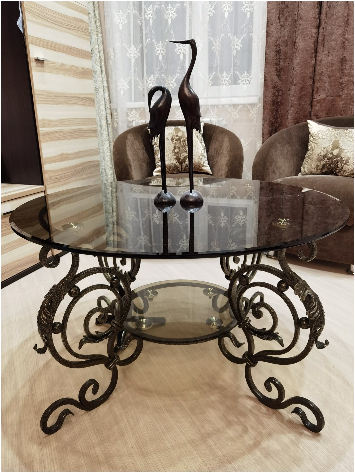 фото Журнальный стол