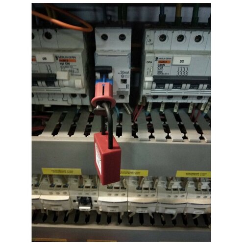 Блокиратор Гаслок электроавтоматов с внутренними штифтами до 12,7мм(GL-D02)