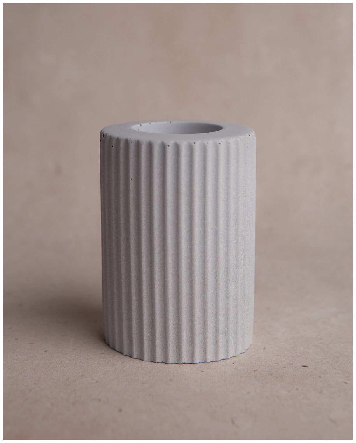 Декоративный подсвечник для чайной свечи Chloe M, 7x10 см, бетон, серый матовый - фотография № 5