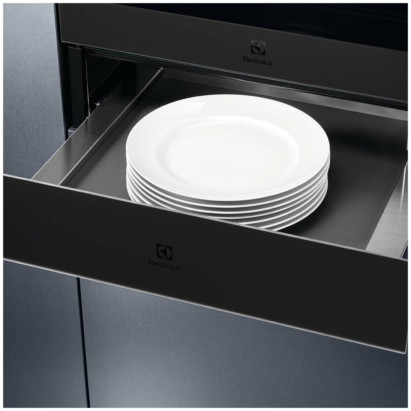 Встраиваемый подогреватель для посуды Electrolux Intuit 900 KBD4T - фотография № 6