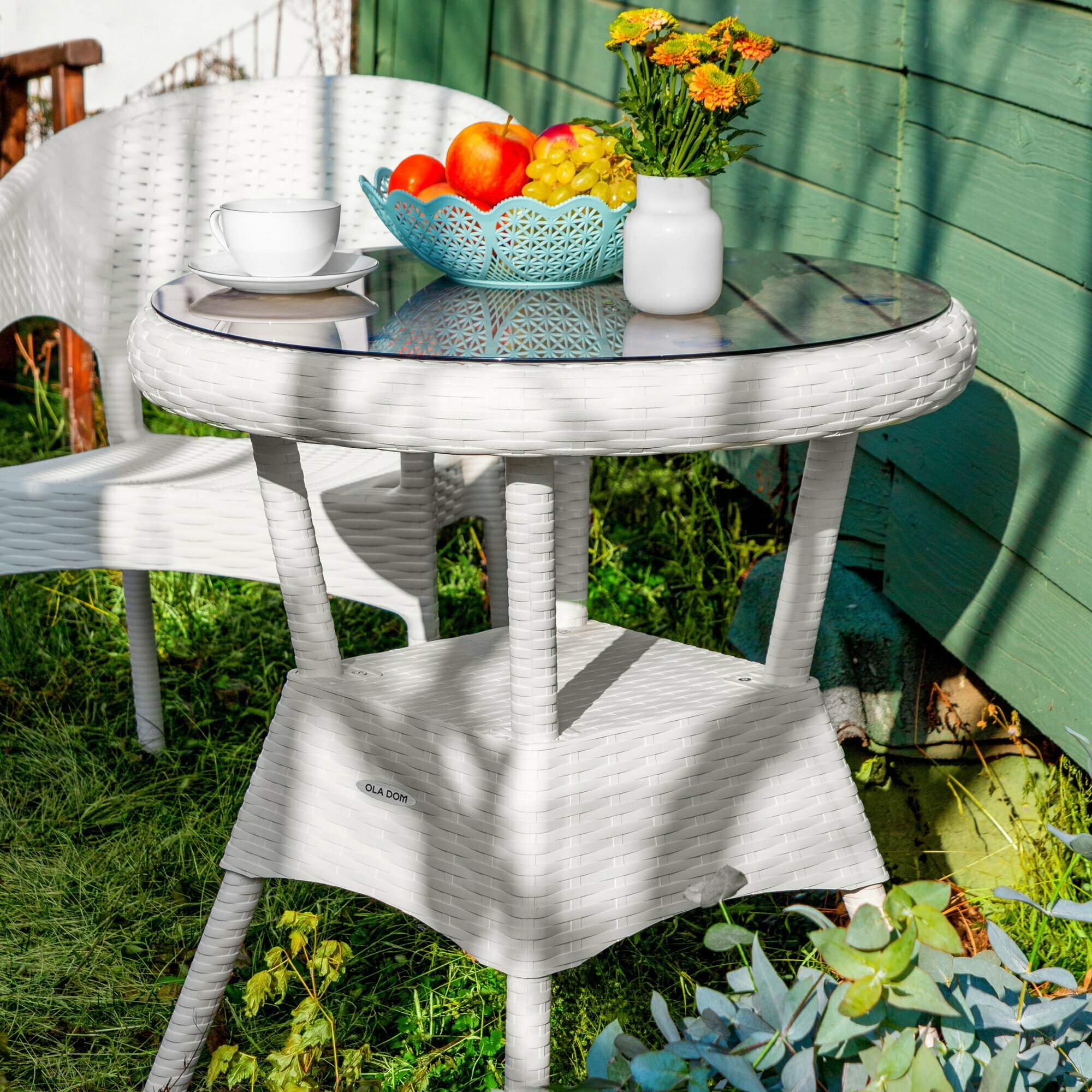 фото Стол садовый круглый RATTAN OLA DOM, диаметр 70 см, высота 72 см. Усилен стекловолокном. Цвет: Белый.