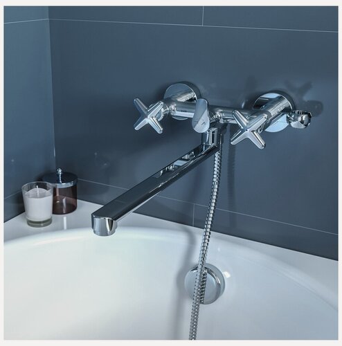 Изображение товара Смеситель для ванны IDDIS Acros ACRSBL2i10WA с длинным изливом глянцевый хром