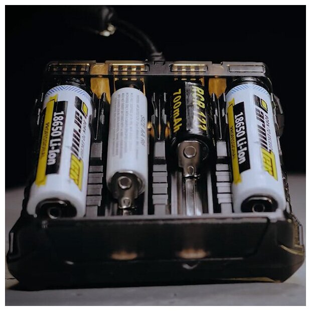 Зарядное устройство Armytek A04401 Handy C4 Pro Powerbank