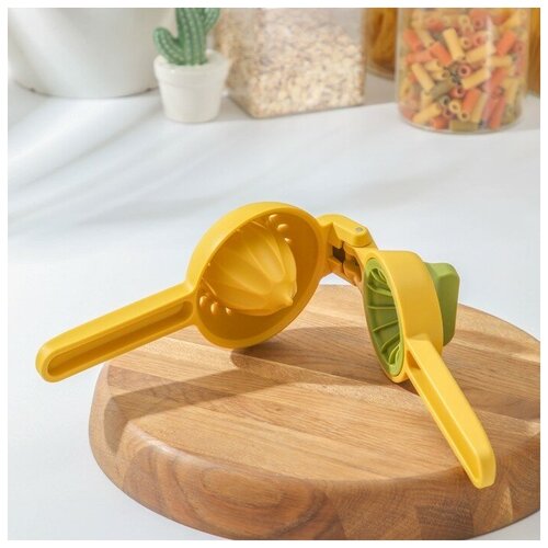 Соковыжималка ручная Juicer цвет жёлто-зелёный 73800₽