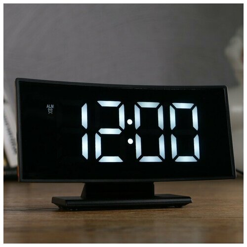Часы-будильник электронные с календарем и термометром, 17х9х4 см, от USB, 3 AAA./В упаковке: 1