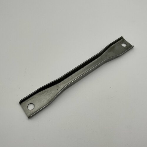 Планка прижимная крепления аккумулятора АКБ для ВАЗ 2121-21213-21214-2131 Лада Нива Урбан Бронто Легенд Lada Niva Urban Bronto Legend 365₽