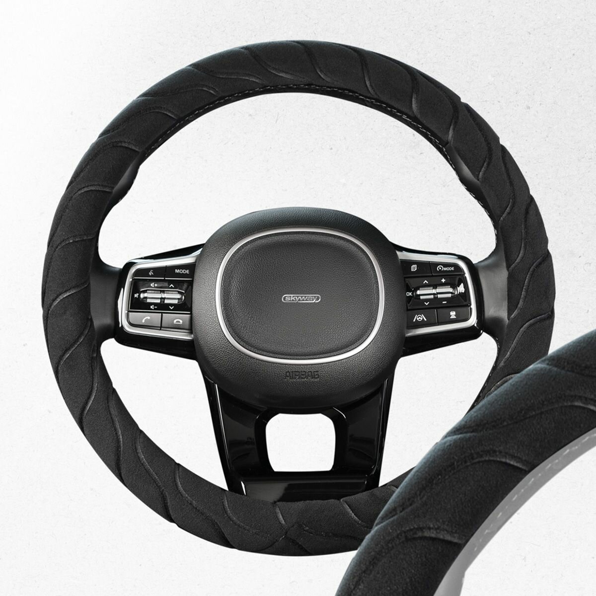 Оплетка искусственный мех M Arctic- 7 SKYWAY Черный (S01107031)