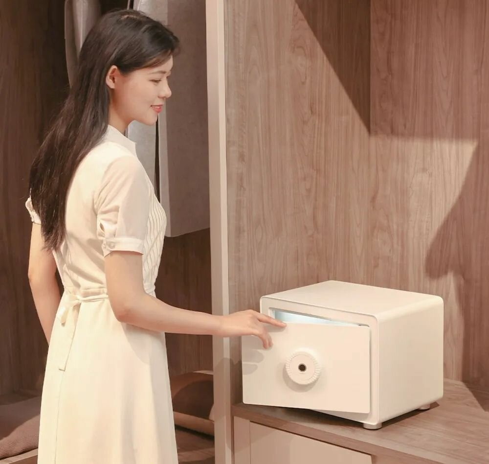 Умный сейф Xiaomi распаковка: внешний вид в темно-сером цвете