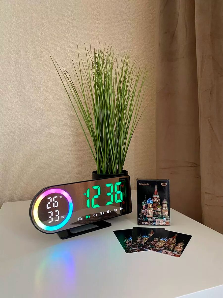Часы электронные настольные — фото 1