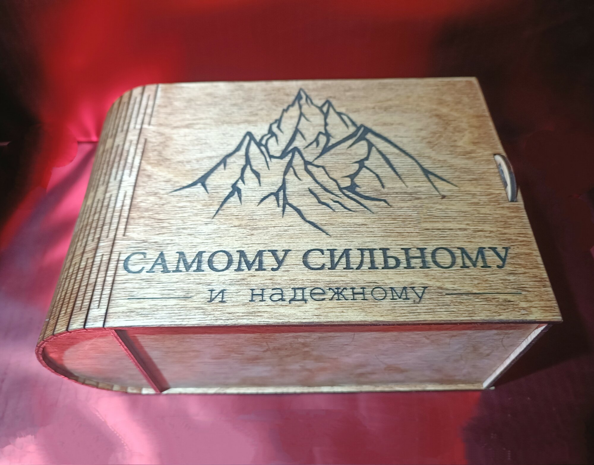 фото Подарочный набор. Два бокала для виски с гравировкой и камнями для охлаждения.