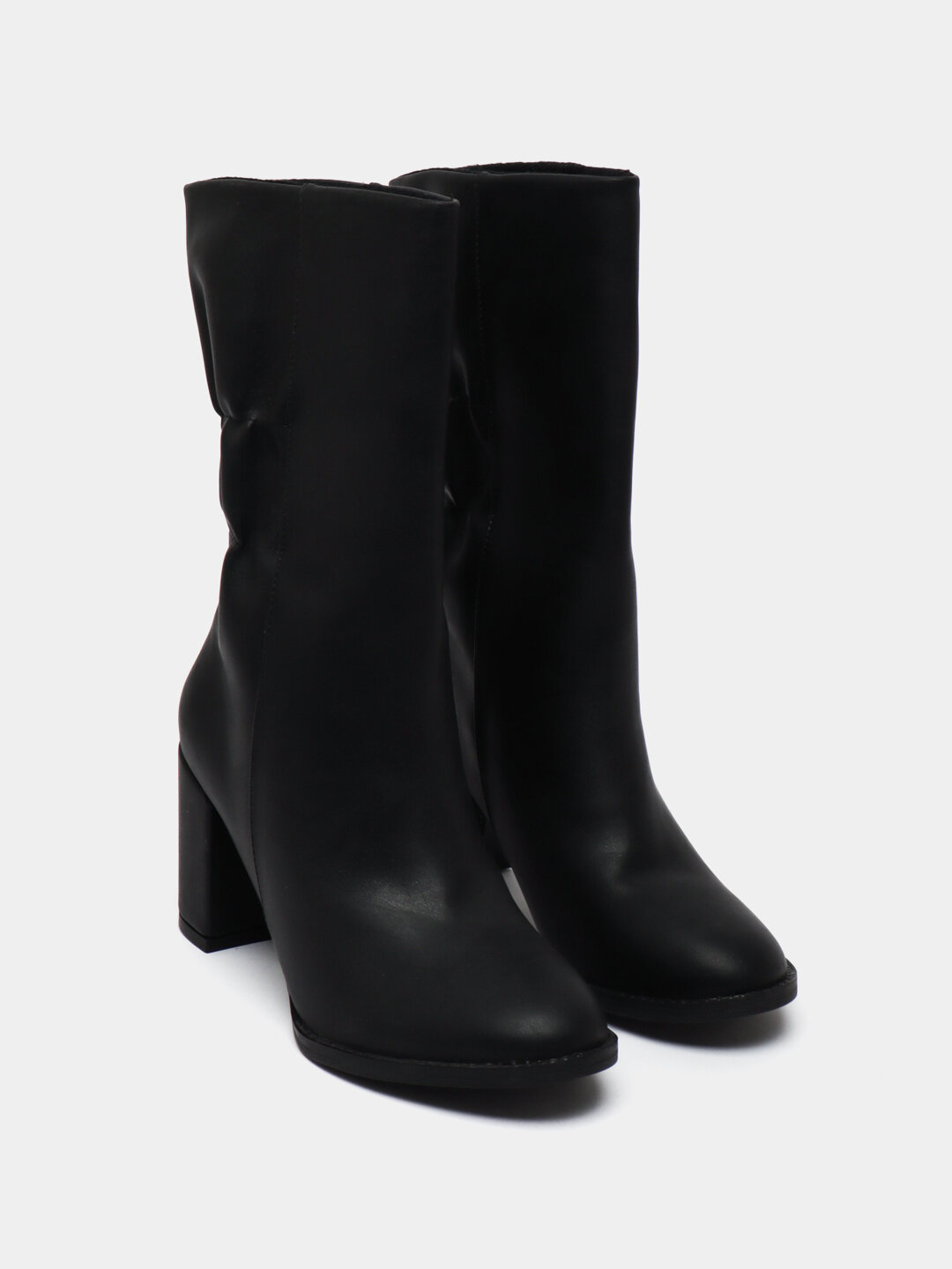 Ботинки Ботинки женские, нарядные, на низком каблуке