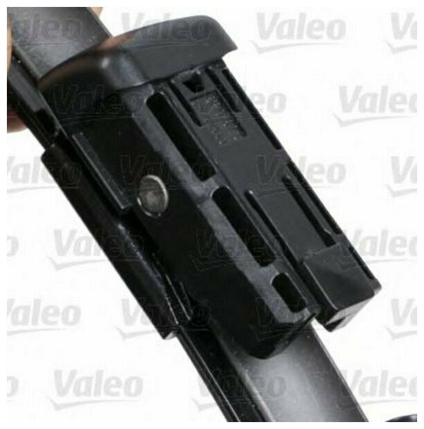 Щетка стеклоочистителя бескаркасная Valeo Silencio Flat Blade Set VM330 2 