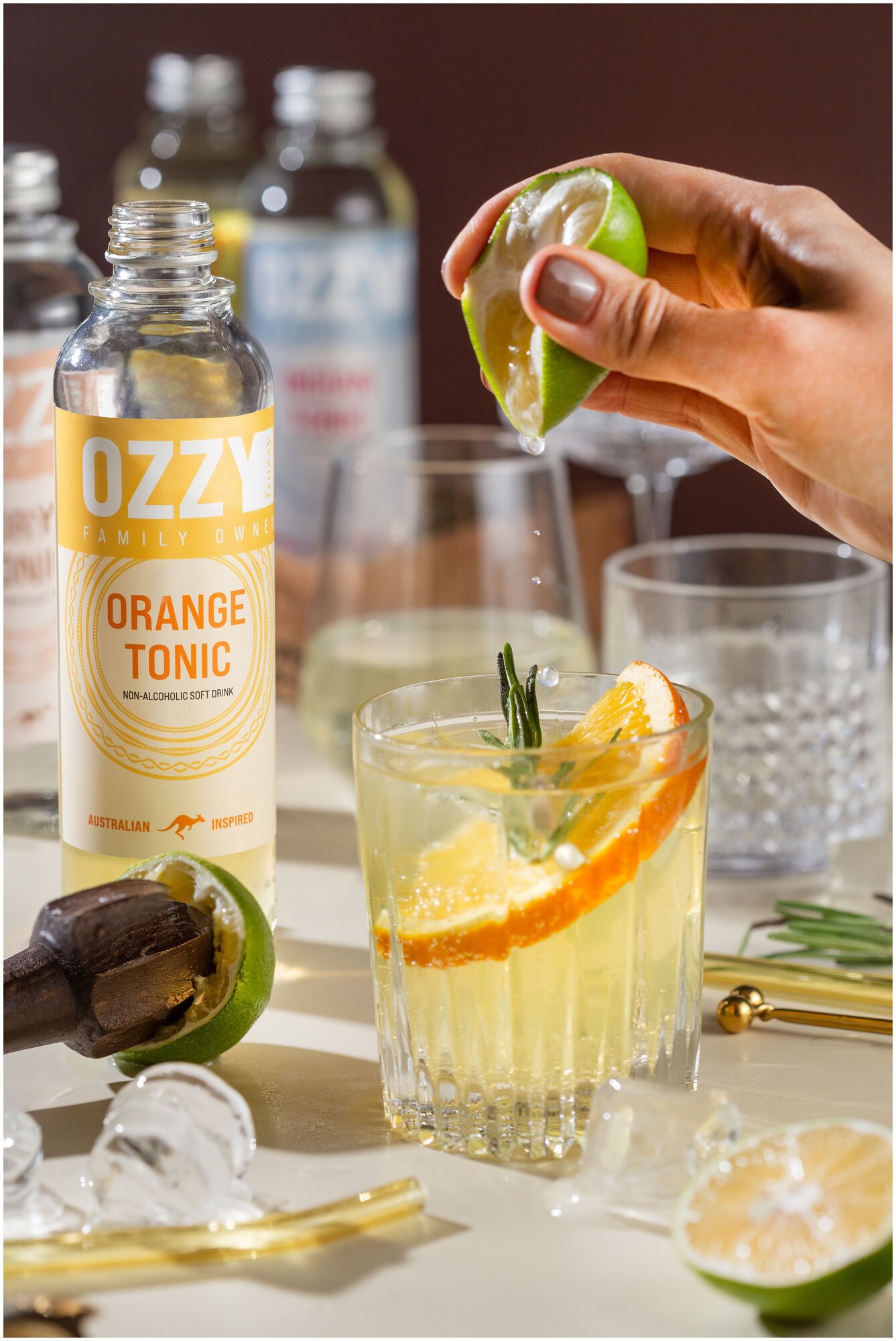 Ассорти тоников OZZY (Драй, Индиан, Лимонный и Апельсиновый тоник) Dry, Indian, Lemon, Orange Tonic 330 мл. 12 шт. - фотография № 3