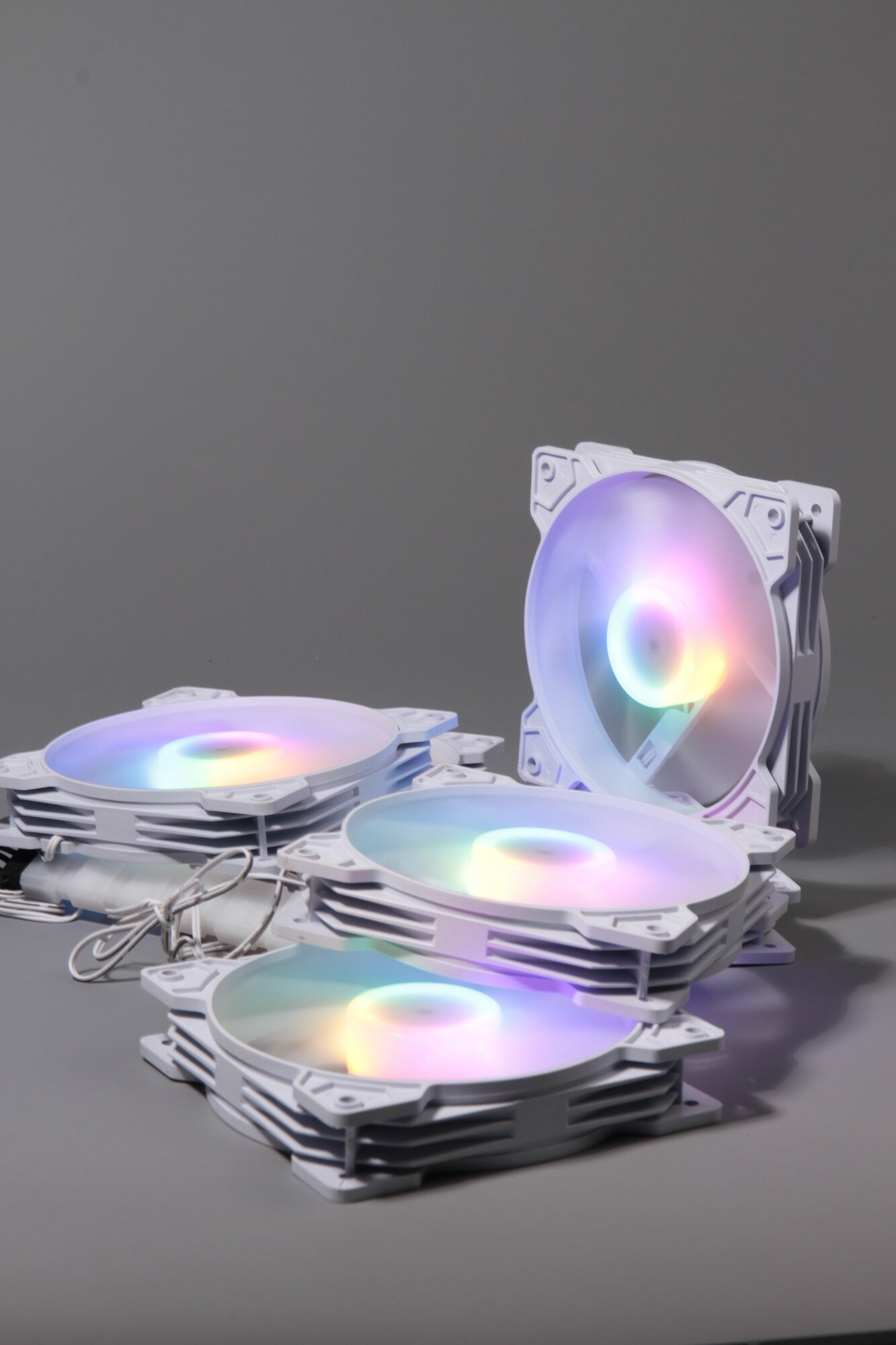 Компьютерный вентилятор белый для корпуса 120мм светящийся LED Molex, комплект 4шт