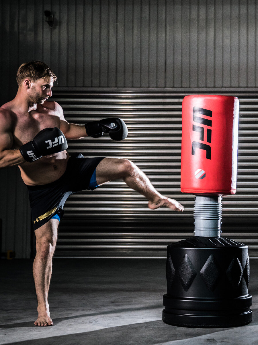 Водоналивной боксерский мешок UFC PRO — фото 1