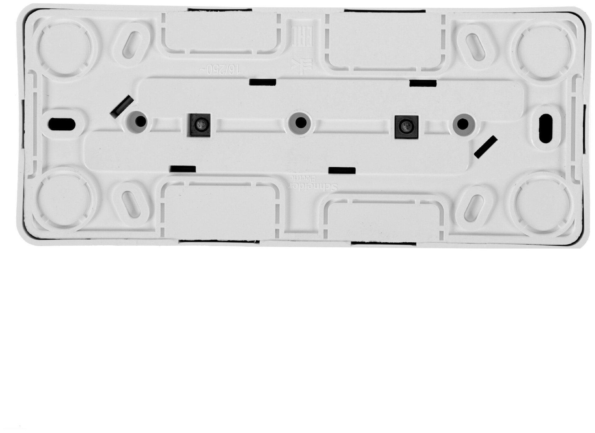 Розетка тройная накладная Schneider Electric Этюд без заземления, цвет белый - фотография № 5