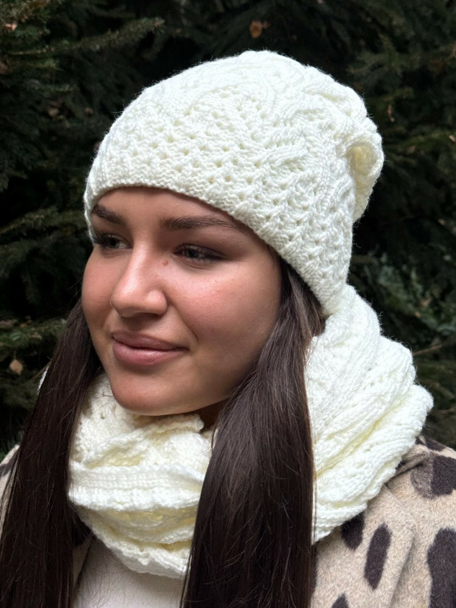 Комплект с головным убором  МариОль, ажурный для женщин