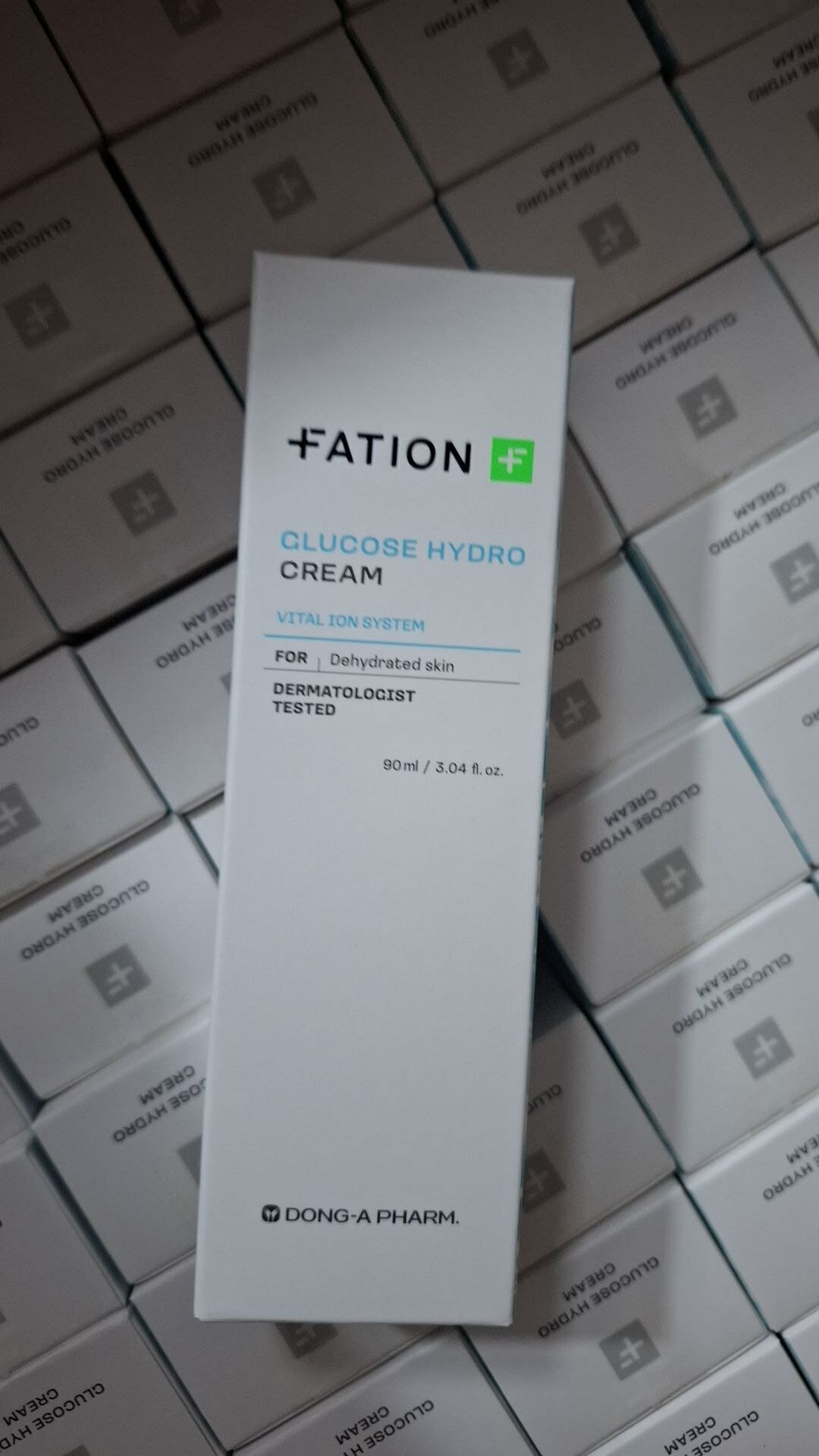 Увлажняющий крем FATION Glucose Hydro Cream, предназначен для поддержания увлажненности кожи, 90 ml
