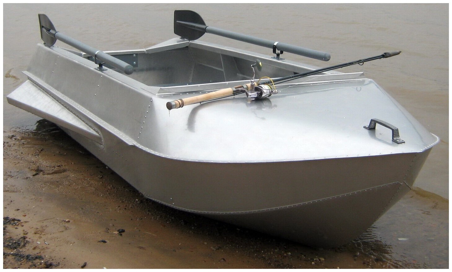 Алюминиевая лодка Романтика - Н 3.0 м, с булями
