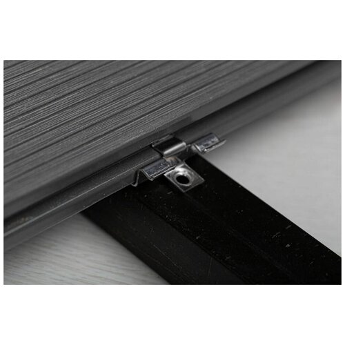 Кляймер (упаковка 300 шт; скрытый крепеж) монтажный прямой для террасной доски 8 мм