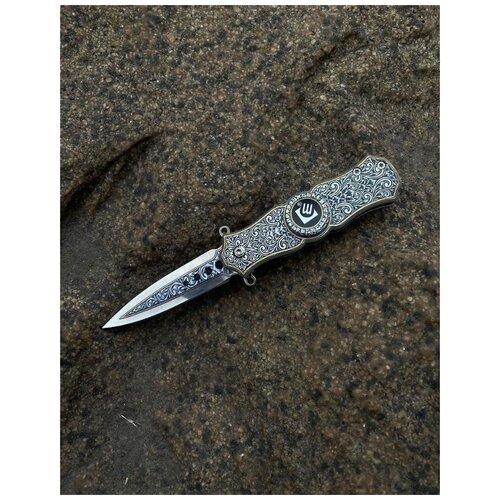 фото Нож туристический раскладной резной