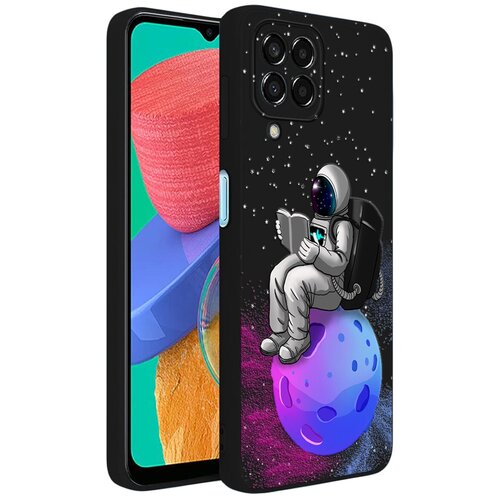 Силиконовый чехол Mcover на Samsung M33 с рисунком С книгой в космосе силиконовый чехол mcover для realme c35 с рисунком с книгой в космосе