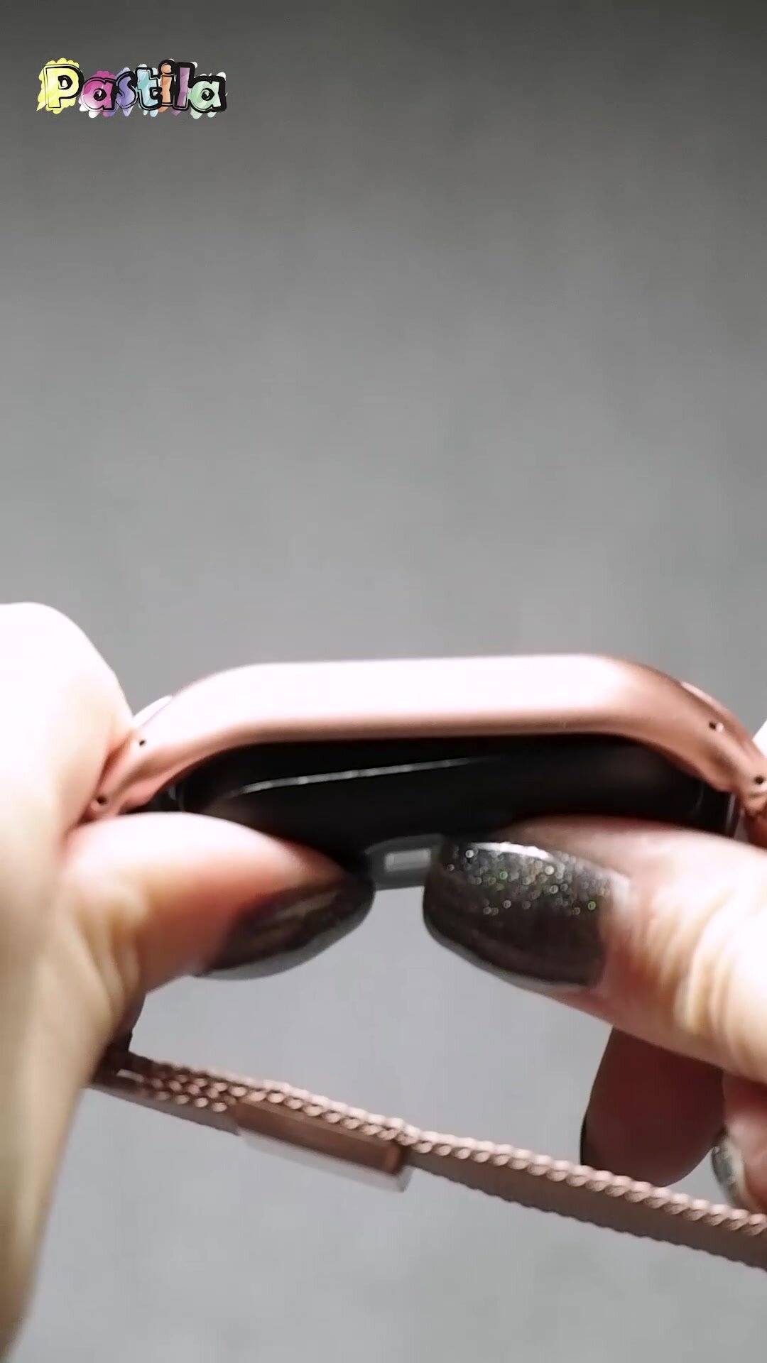 Металлический ремешок на фитнес-трекер Xiaomi Mi Band 7 / Стальной браслет миланская петля для умных смарт часов Сяоми Ми Бэнд 7 / Золото — фото 1