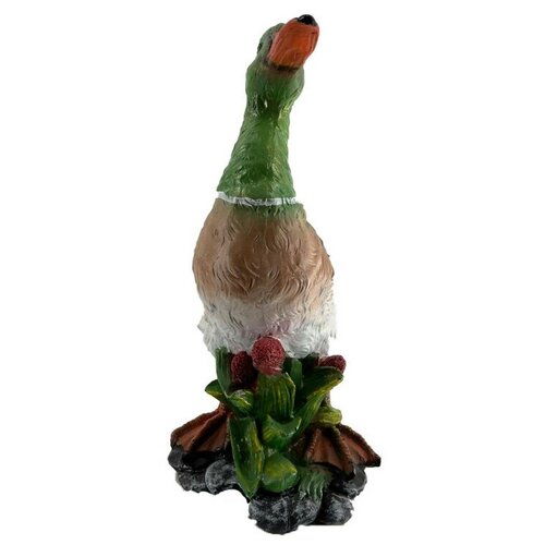 Садовая фигурка для дачи, сада и огорода на газон 'Селезень в камышах 39x28x20 см'.