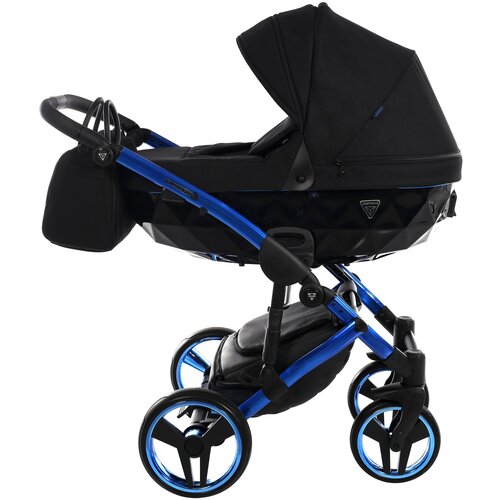 Универсальная коляска 2 в 1 JUNAMA INDIVIDUAL JDIv2-05 VERSION 2 (белый/рама серебро)