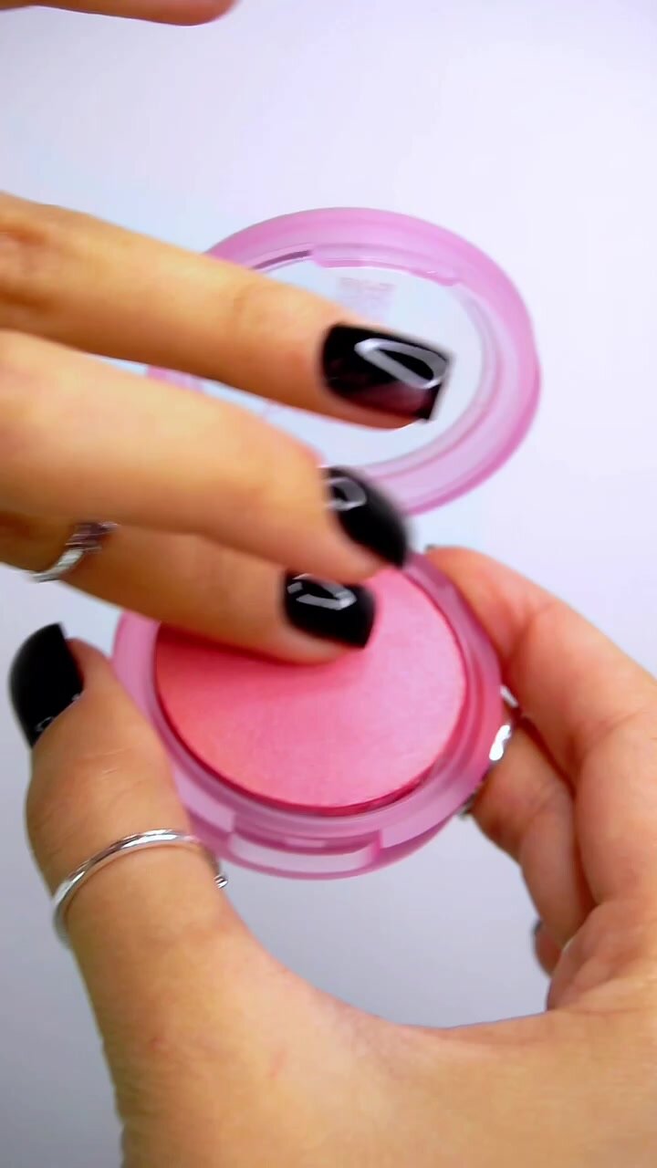 B.COLOUR PROFESSIONAL Румяна для лица сухие запеченные, тени для век CAPSULE 01 SWEET JULIE — фото 1