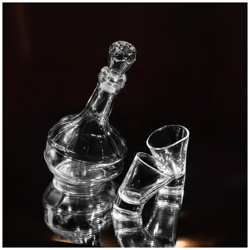 Набор из двух хмельных стопок текильных с хмельным круглым графином