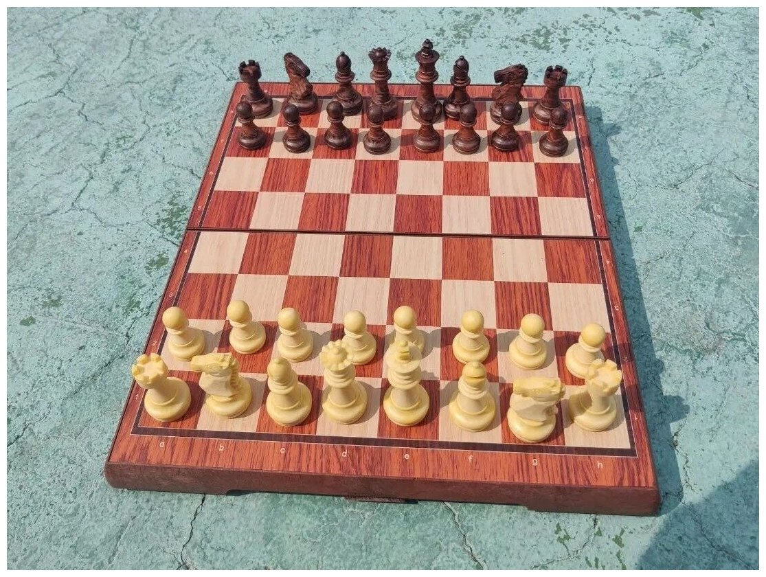 Шахматы Люкс магнитные дорожные средние 32х27 см