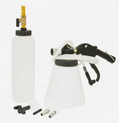 Изображение товара Приспособление для замены тормозной жидкости + мерный бачок эврика ER-86704