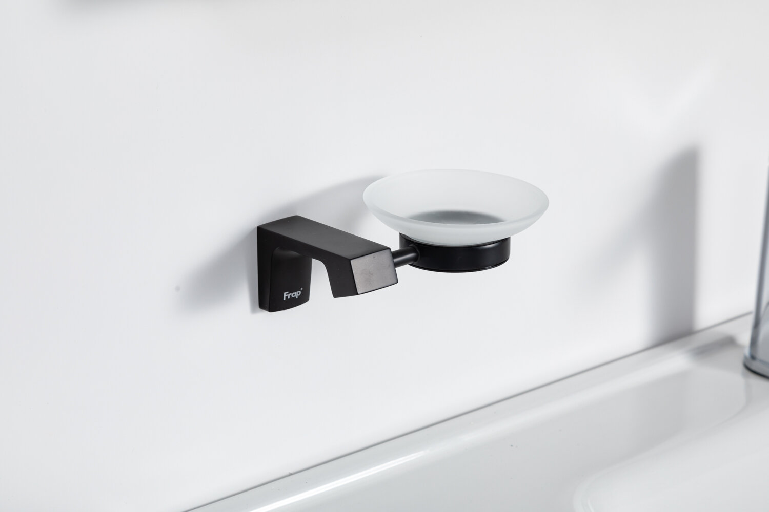 Мыльница подвесная Frap F30602-6 металл стекло черная с держателем