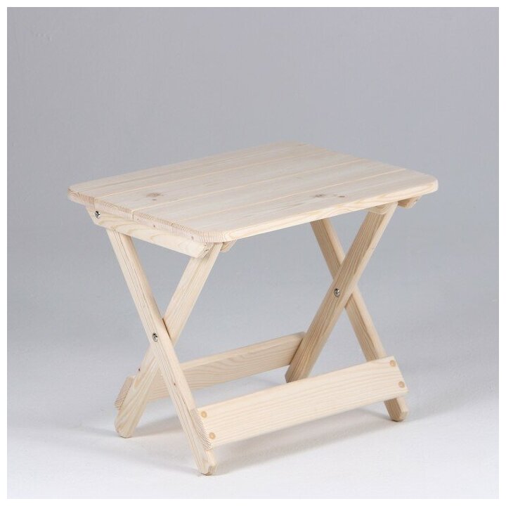 фото Столик к шезлонгу, хвоя, 50×40×43см