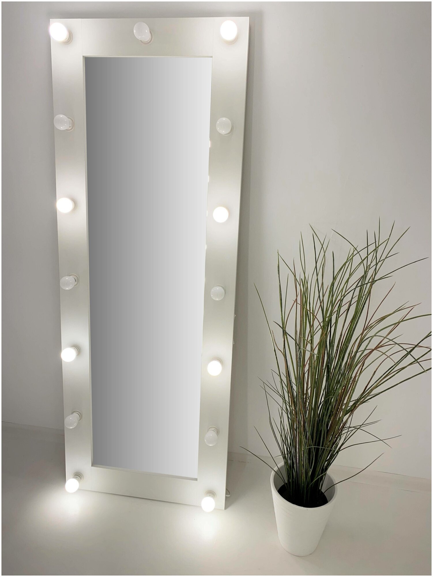 Гримерное зеркало с лампочками BeautyUp 160/60 цвет "Белый" - фотография № 2