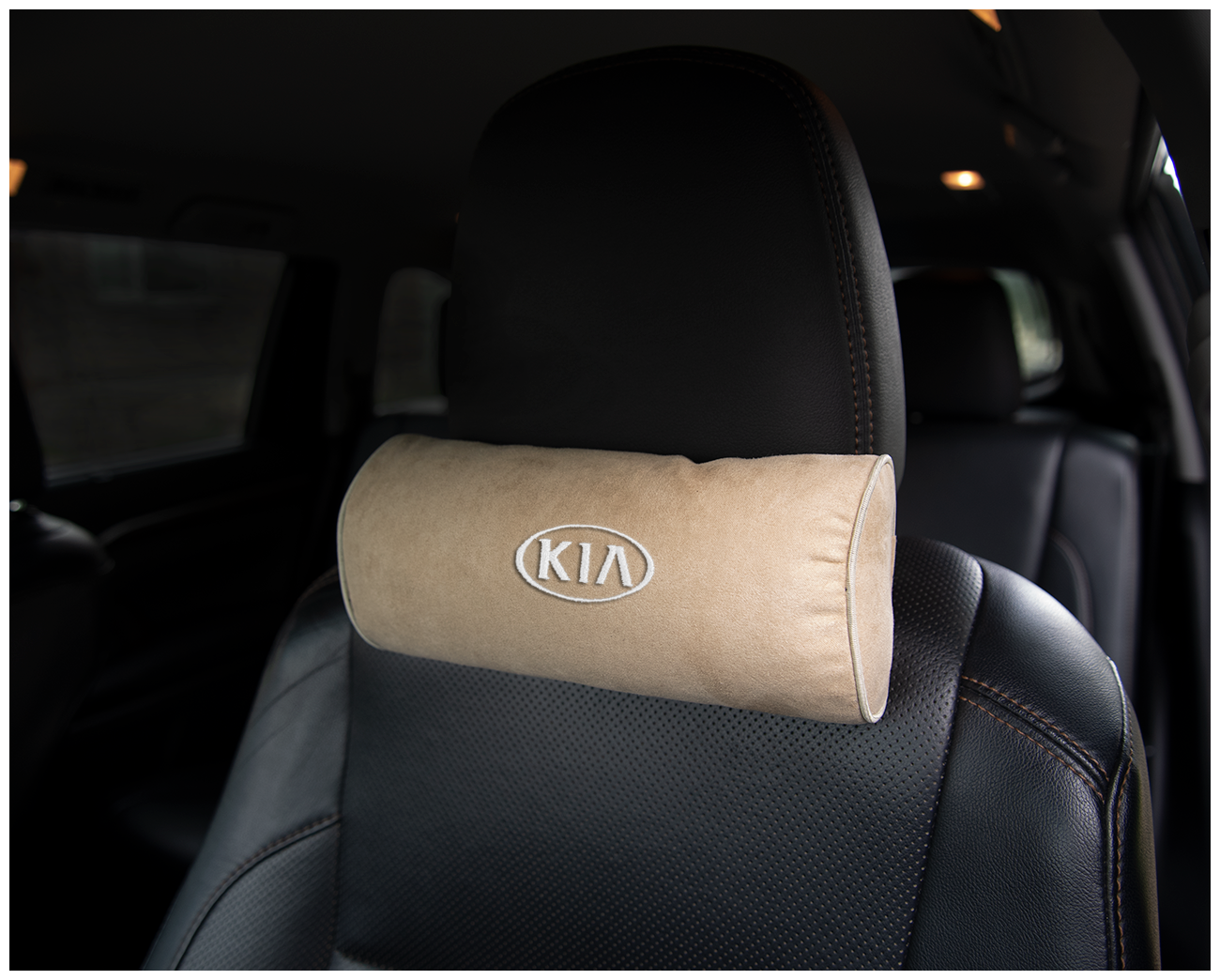 Автомобильная подушка-валик на подголовник алькантара Beige c вышивкой KIA