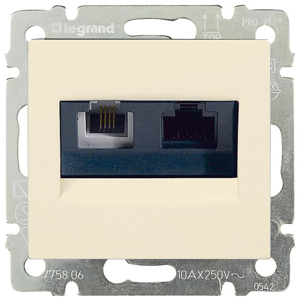 Розетка RJ45+RJ11 Valena, слоновая кость Legrand 774180
