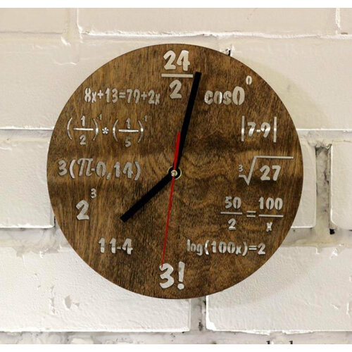 Настенные часы из дерева / Деревянный настенный декор для математика, подарок для учителя / Лофт часы