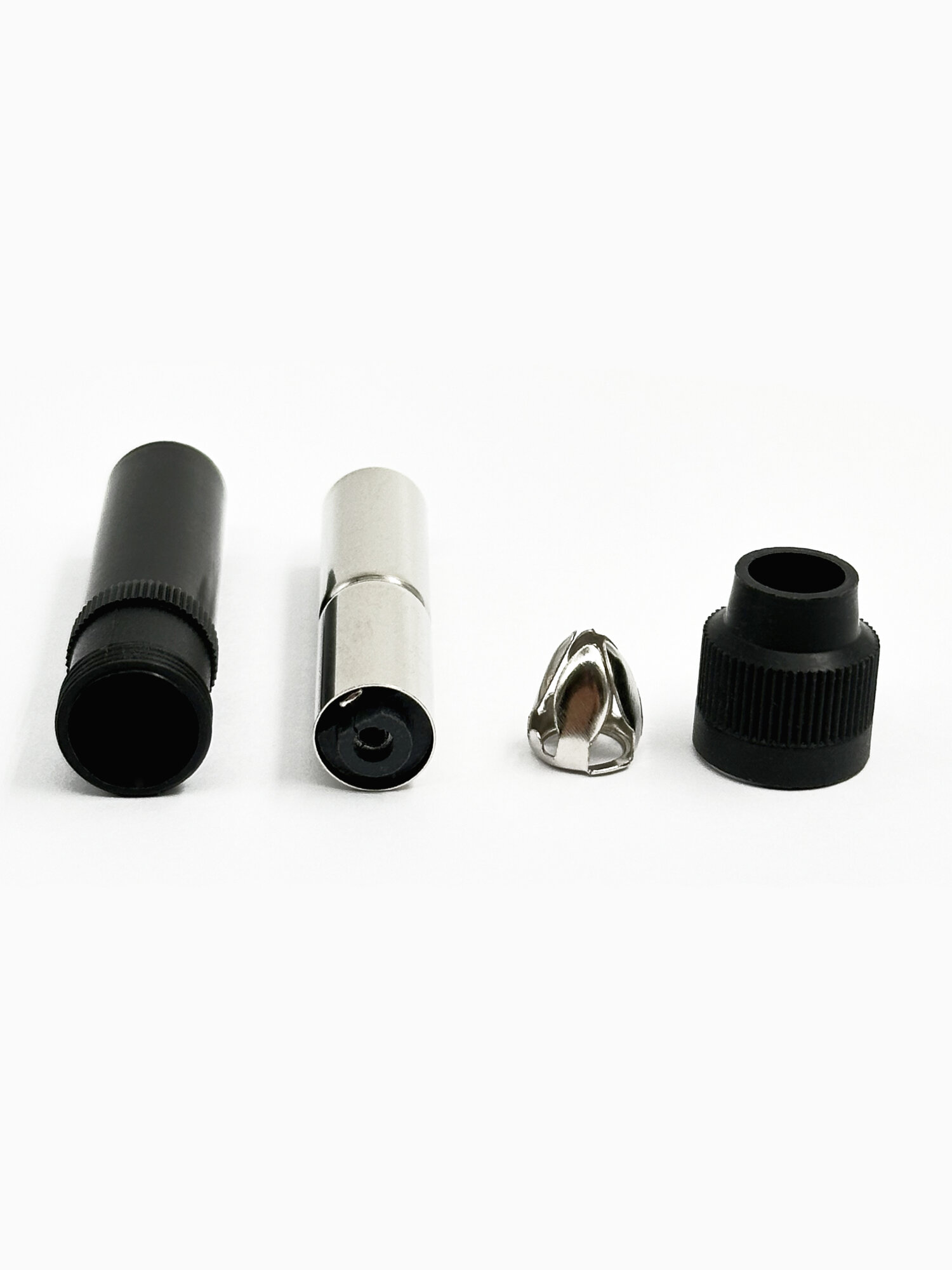 Гнездо авто для антенны на кабель — фото 1