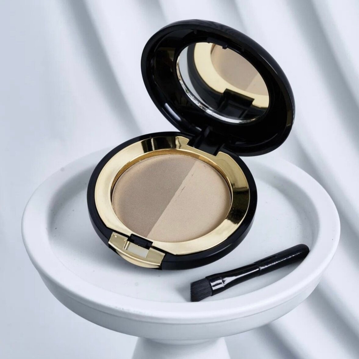 Etre Belle Eyebrow & Eyeliner Compact Duo Компактные тени 2 в 1 глаза/брови, цвет Sand and Soil
