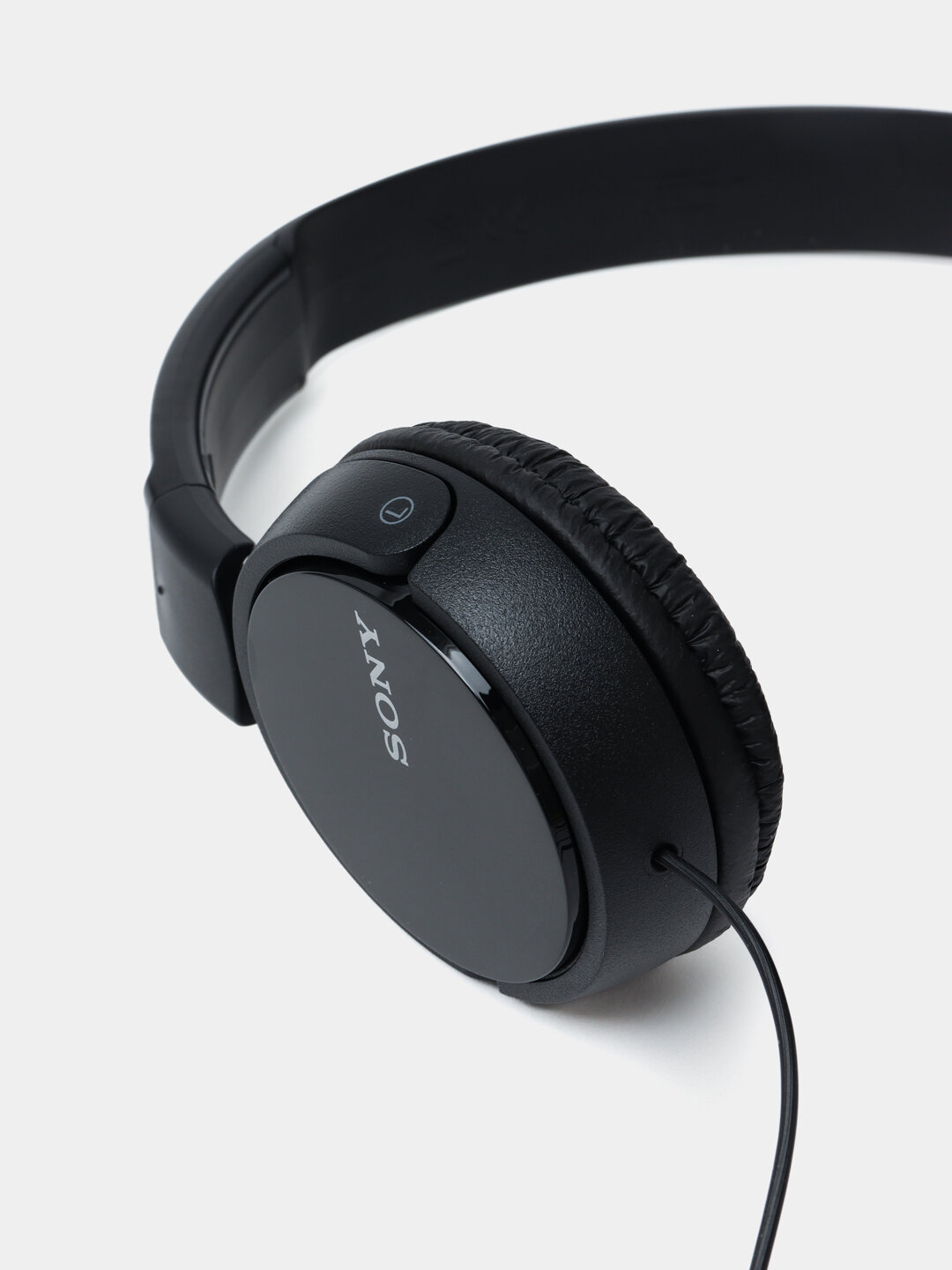 Наушники Sony MDR-ZX110AP черный для телефонов и компьютеров — фото 1