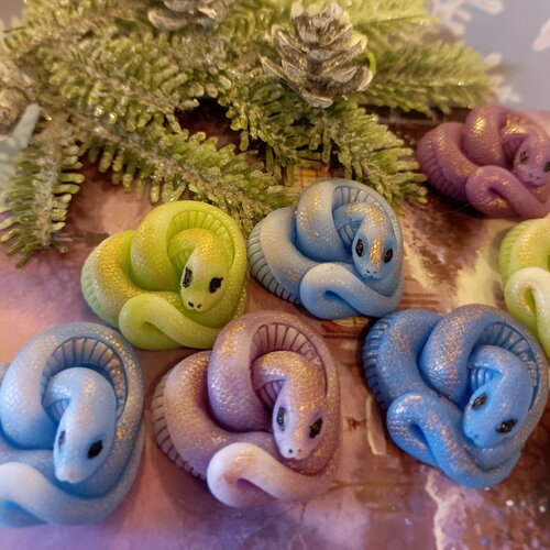 Новогодний подарок из мыла ручной работы 